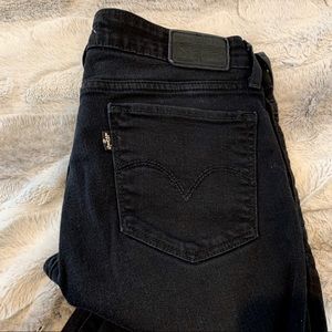 Levi’s Skinny 711 black